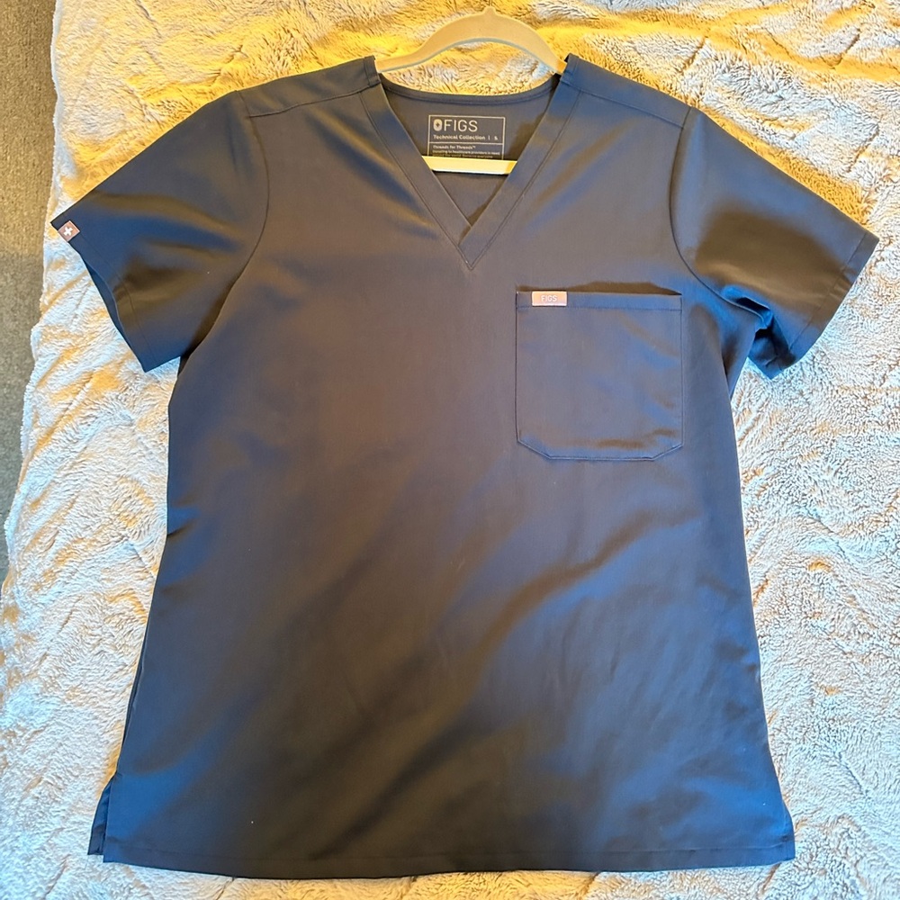 Figs - Small Top